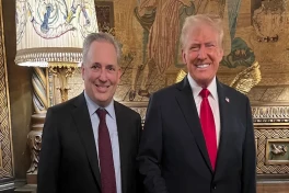 FT: Советник Трампа призвал США объявить победу и выйти из войны с Ираном