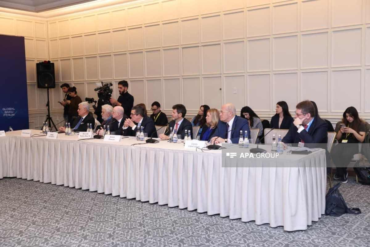 В рамках Бакинского форума прошёл саммит, организованный журналом The Economist-ФОТО 