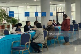 В Казахстане начался референдум по новой Конституции 