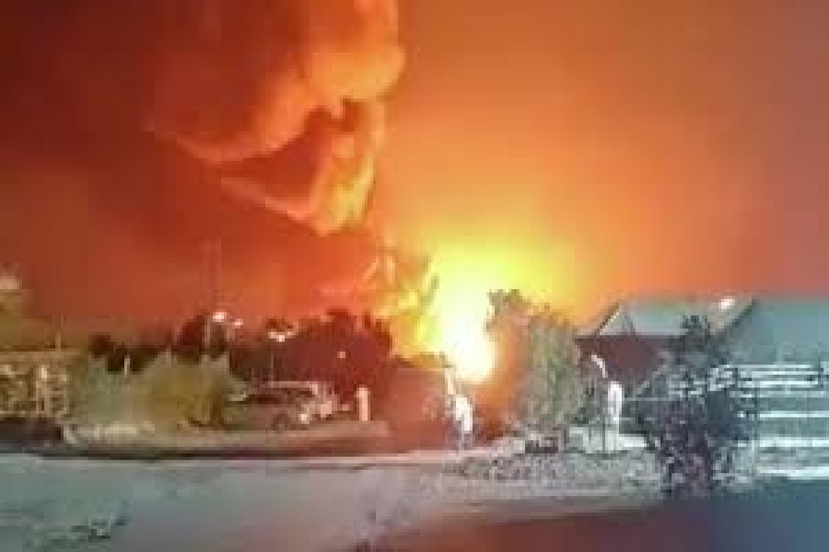 В Иране сообщили об уничтожении склада боеприпасов на базе США в ОАЭ