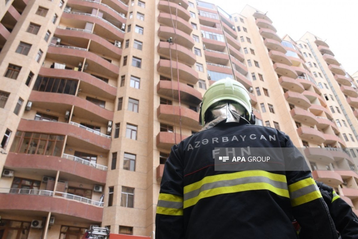 TƏBİB оценил состояние пострадавших в пожаре как средней тяжести  