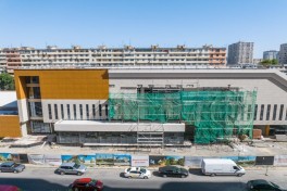 В Баку готовится к открытию новый торговый центр Podium Mall