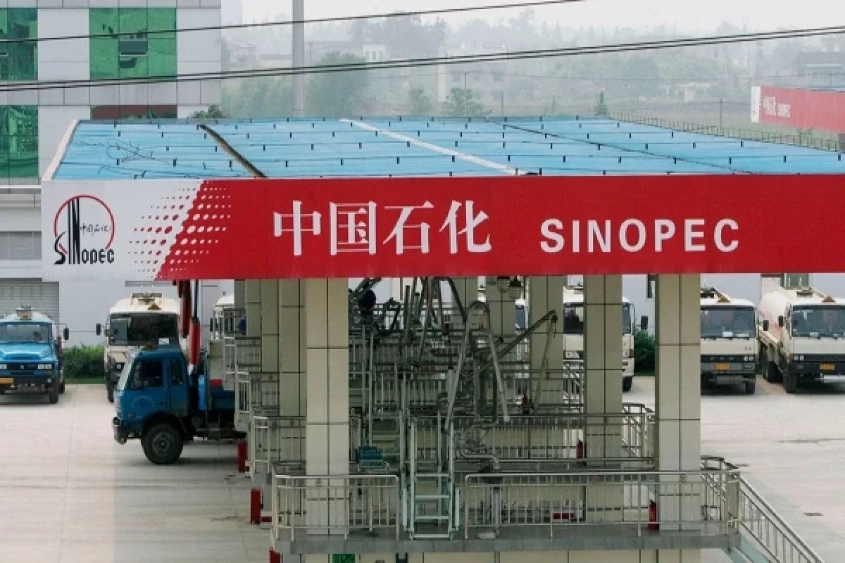 СМИ: Китайские компании готовы закупить нефть из России