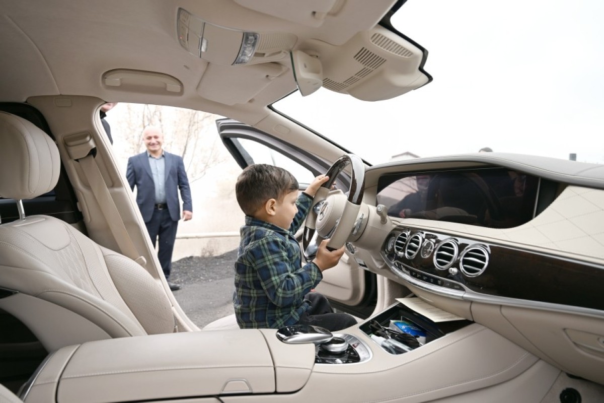 Ильхам Алиев и Мехрибан Алиева посетили село Ханоба и зажгли праздничный костер-ФОТО -ВИДЕО 