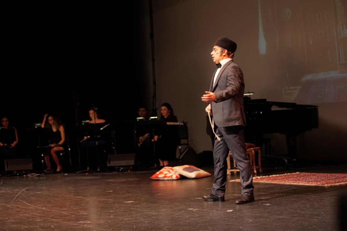 В Канаде показали современную постановку «Аршин мал алан»-ФОТО 