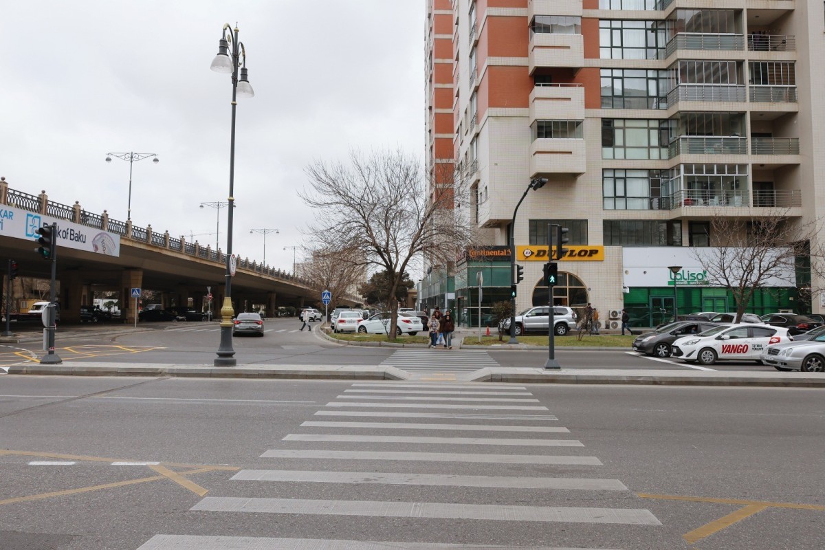 AYNA изменила схему движения на Тбилисском проспекте
-ФОТО 