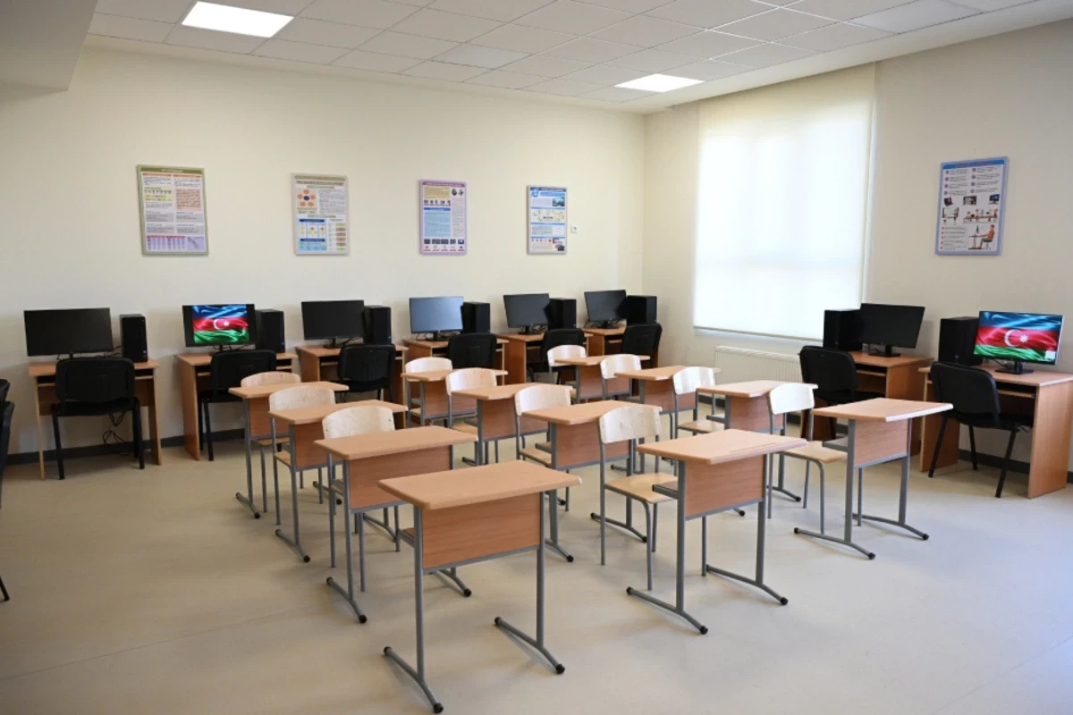 В Азербайджане с 20 марта начинаются школьные каникулы