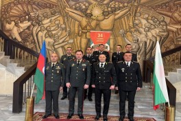 Баку и София расширяют военное сотрудничество