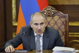 Пашинян обвинил экс-президентов Армении в сокрытии правды о Карабахе