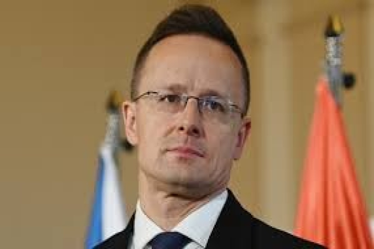Сийярто: Венгрия не будет поддерживать финансирование Украины до восстановления поставок нефти