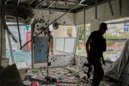 В результате ракетного удара Ирана по югу Израиля пострадали 20 человек