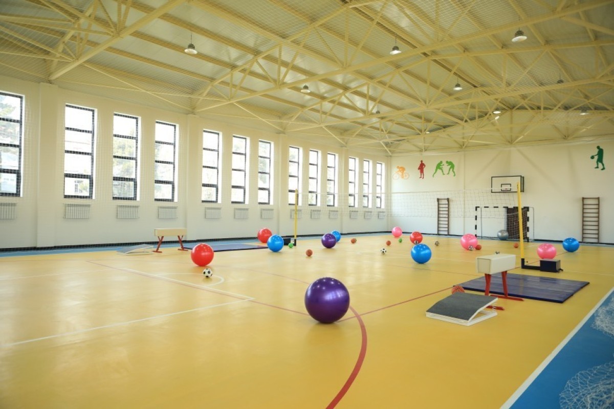 Ильхам Алиев принял участие в открытии современного лицея в Шамахе-ФОТО 