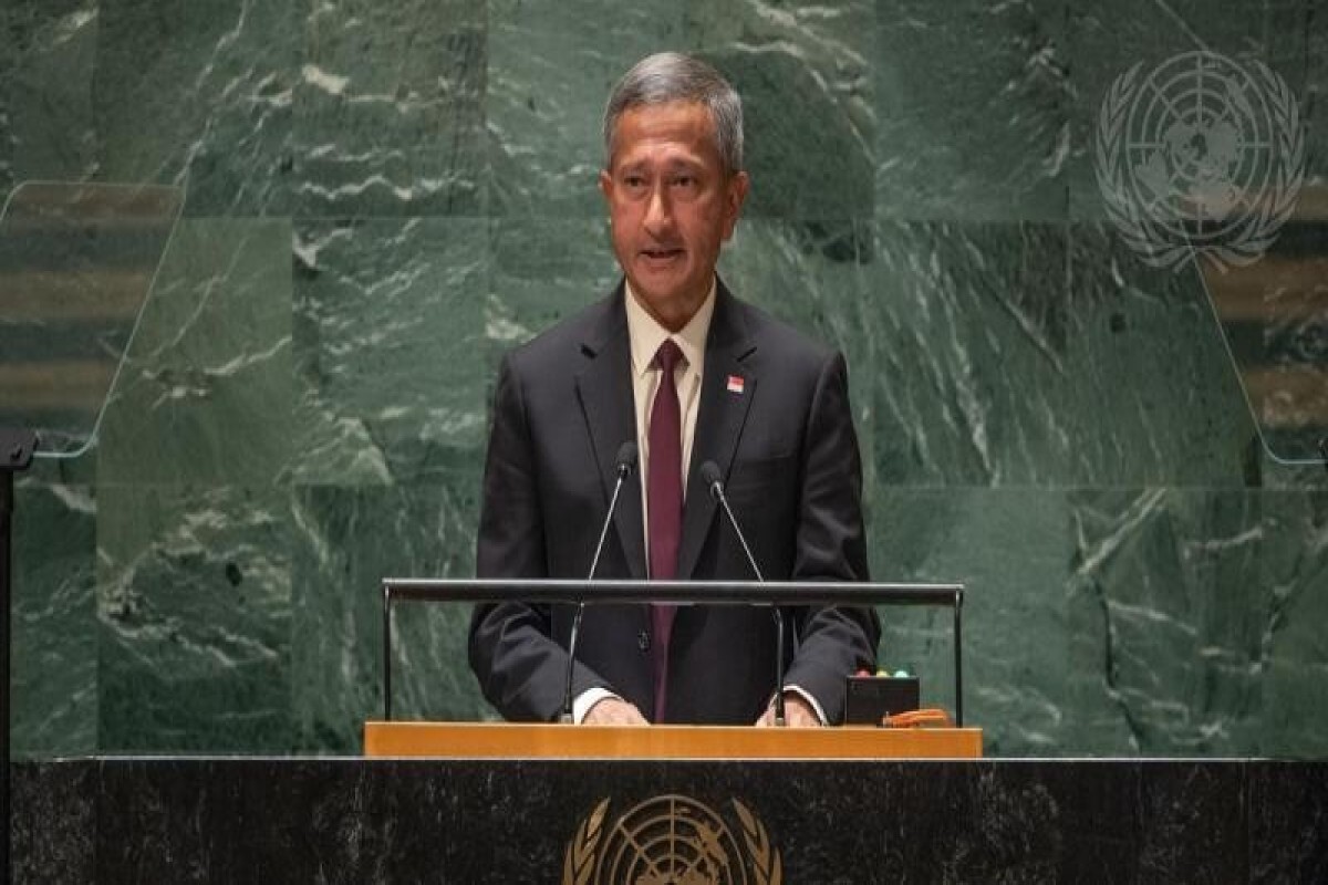 МИД Сингапура: мир оказался в заложниках войны