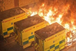 В Лондоне сожгли машины скорой помощи еврейской общины