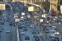 Баку разгрузят: в Азербайджане построят три новые магистрали