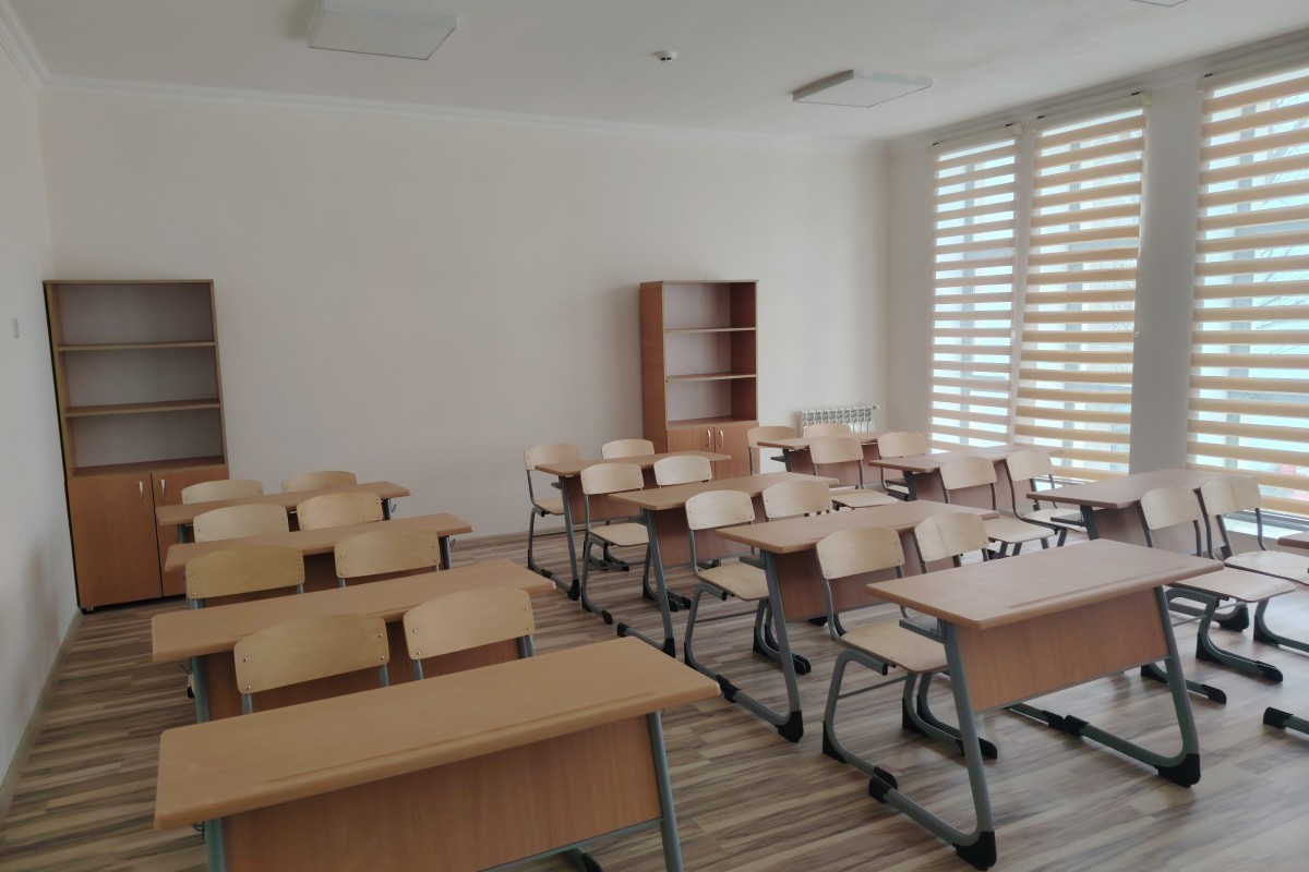 Журналистам показали новый лицей в Шамахы-ФОТО 