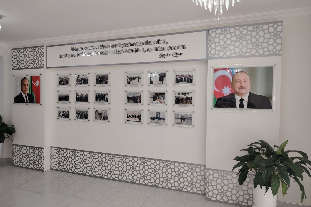 Журналистам показали новый лицей в Шамахы-ФОТО 