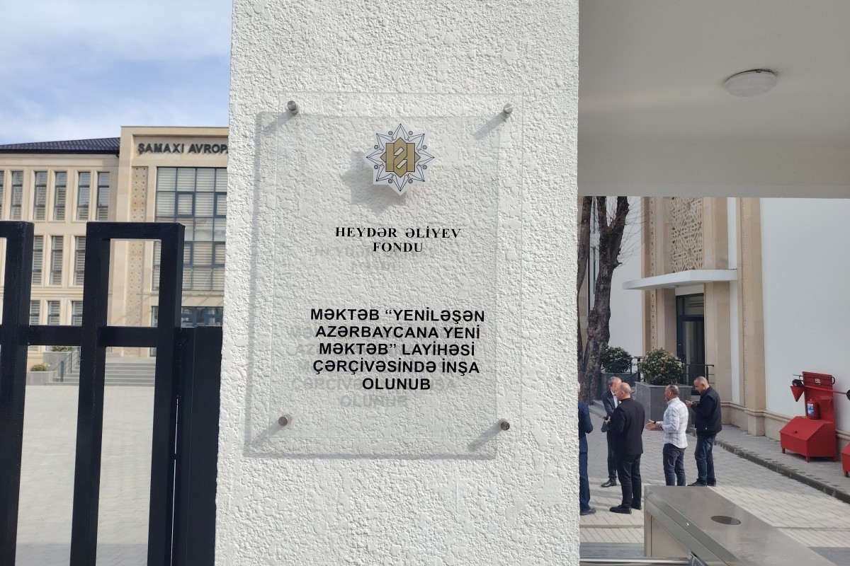Журналистам показали новый лицей в Шамахы-ФОТО 