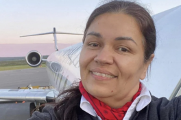 Столкновение в «Ла-Гуардии»:  кресло бортпроводницы выбросило из самолета