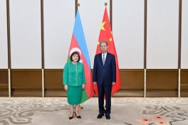 В Пекине прошли переговоры глав парламентов Азербайджана и Китая-ФОТО 