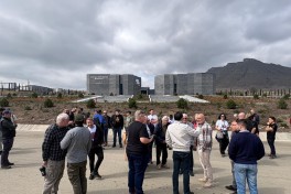 Иностранные туристы посетили мемориал в Ходжалы -ФОТО -ОБНОВЛЕНО 