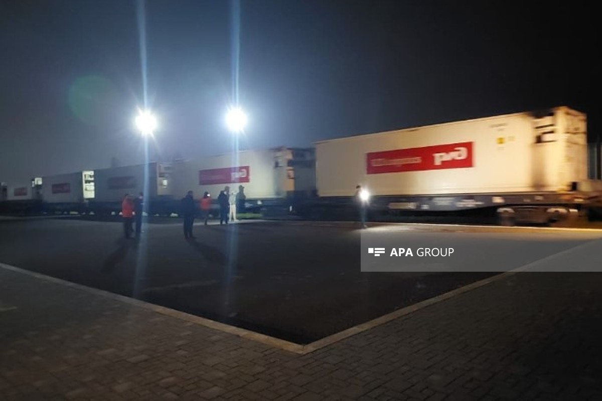 Состав с гумпомощью РФ для Ирана прибыла на станцию Астара-ФОТО 