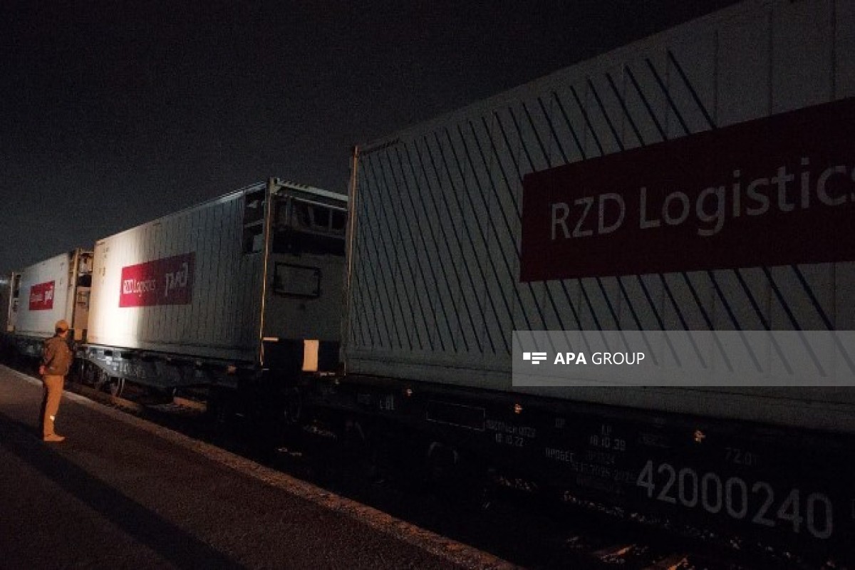 Состав с гумпомощью РФ для Ирана прибыла на станцию Астара-ФОТО 