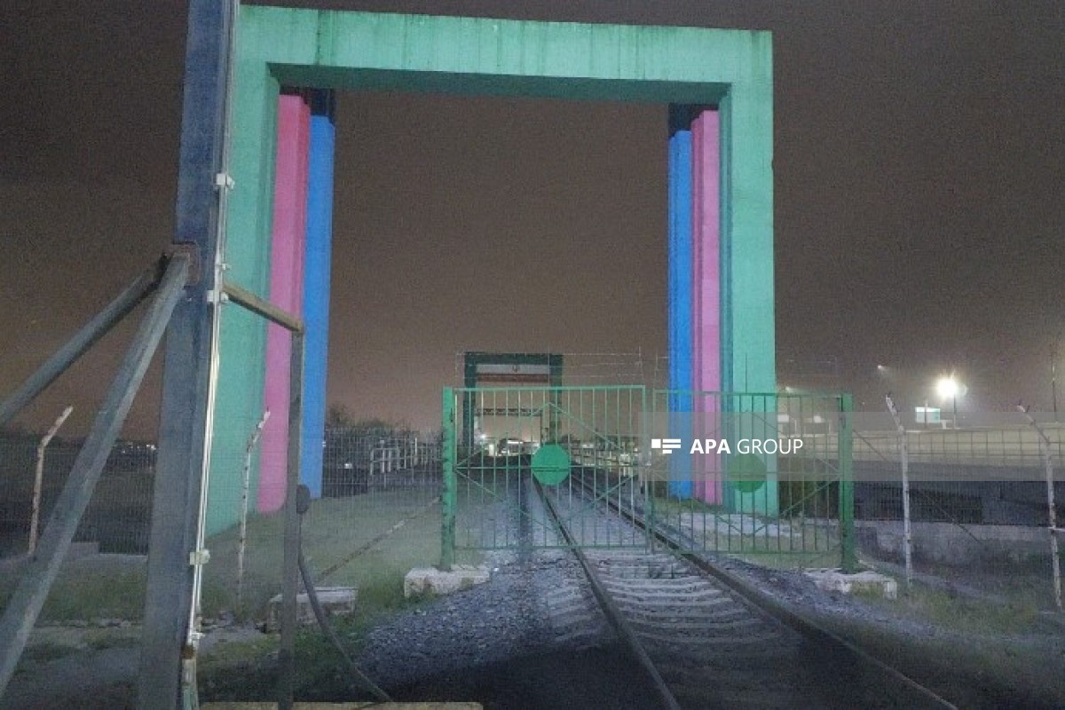 Состав с гумпомощью РФ отправлена из Астары в Иран-ФОТО -ОБНОВЛЕНО 