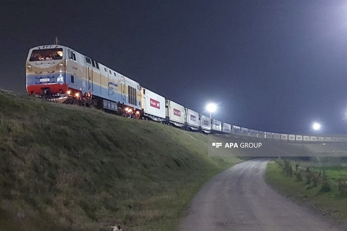 Состав с гумпомощью РФ отправлена из Астары в Иран-ФОТО -ОБНОВЛЕНО 