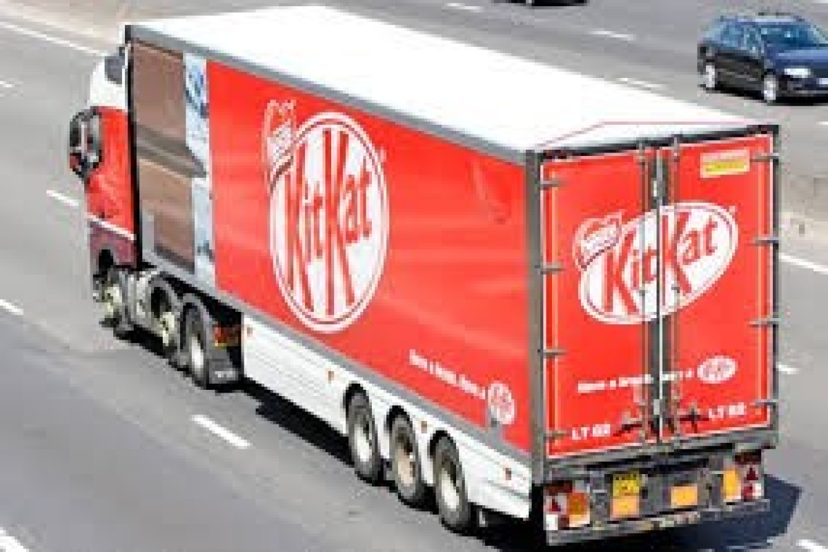 Грузовик с 12 тоннами батончиков KitKat похитили в Европе