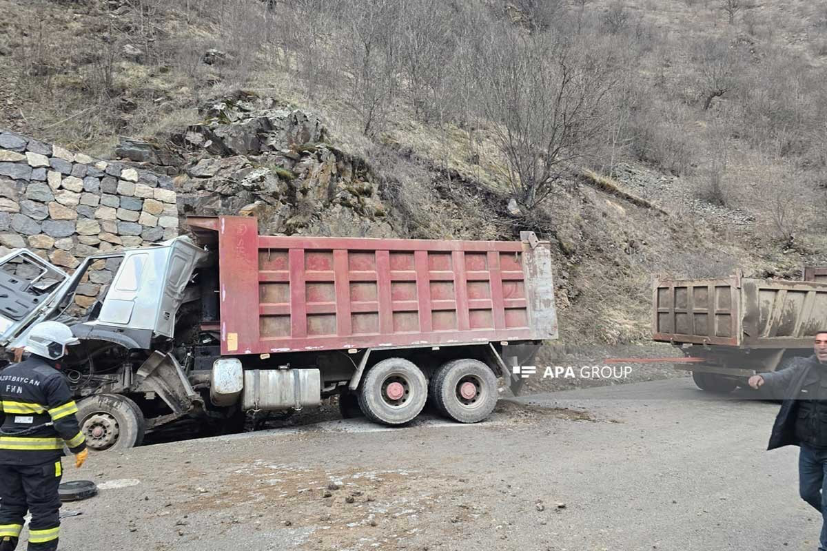 В Кяльбаджаре перевернулся грузовик, погибли 3 человека-ФОТО 