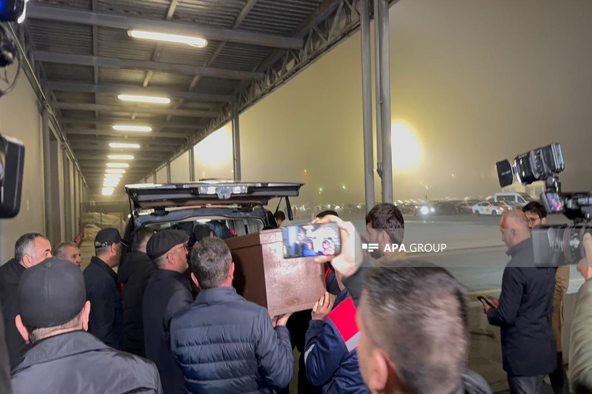 Тело народного артиста Расима Балаева доставлено из Стамбула в Баку-ФОТО 