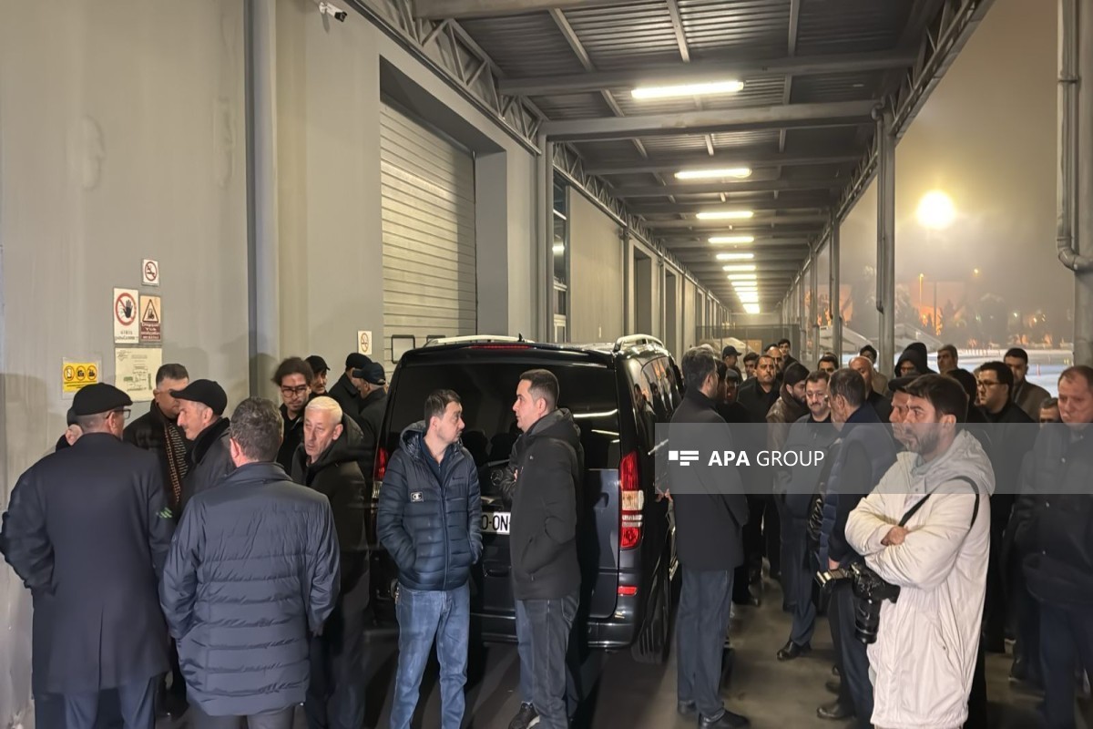 Тело народного артиста Расима Балаева доставлено из Стамбула в Баку-ФОТО 