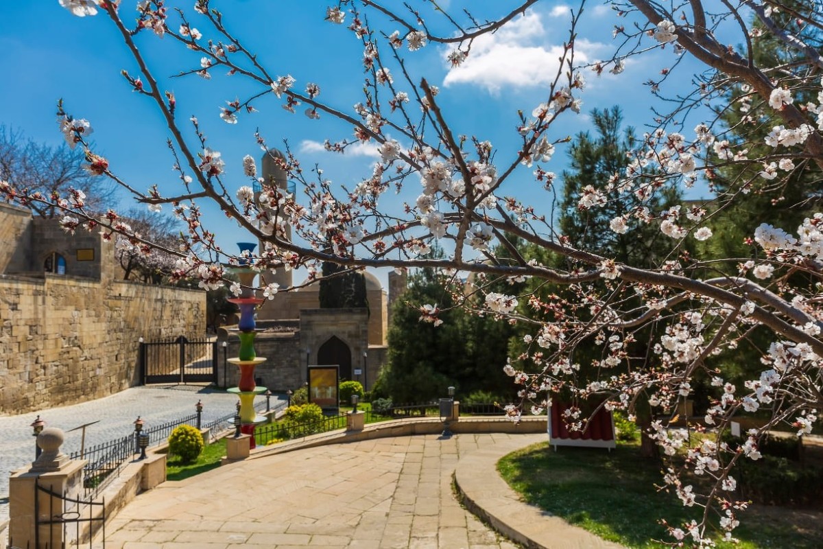 Во вторник в Азербайджане 20 градусов тепла