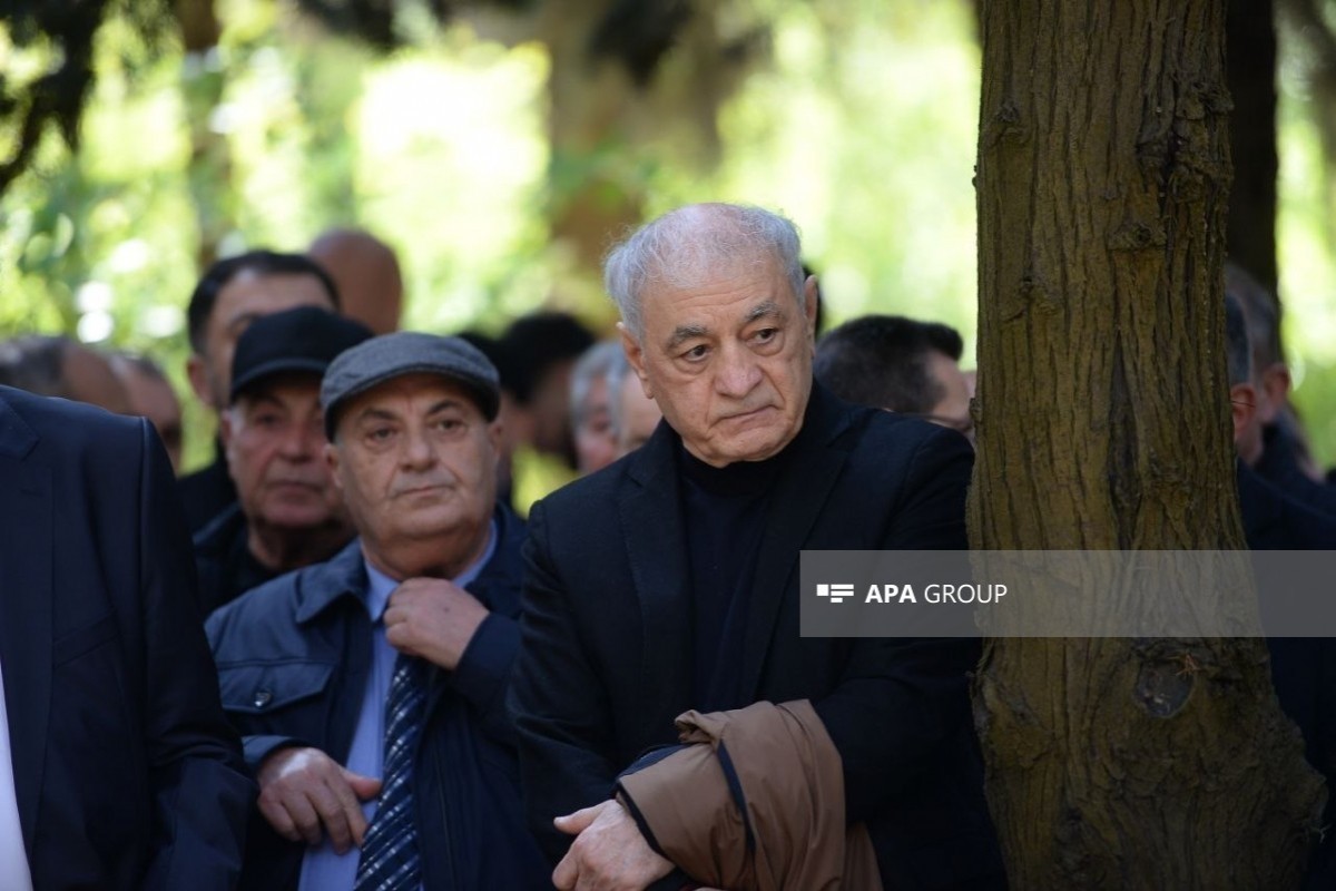 В Баку простились с народным артистом Расимом Балаевым -ФОТО -ВИДЕО -ОБНОВЛЕНО 