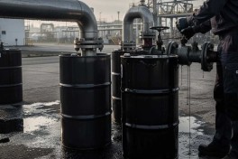 Цена нефти Brent превысила $115 за баррель