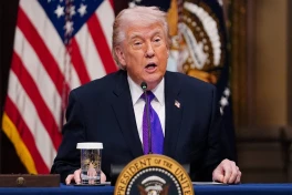 Трамп: США не против гуманитарных поставок нефти на Кубу