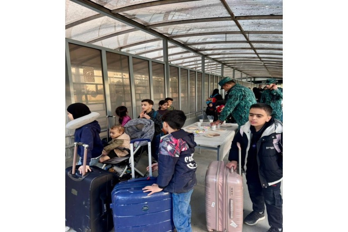 Азербайджан продолжает принимать эвакуированных из Ирана-ФОТО 