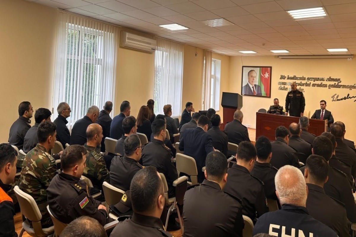 В МЧС почтили память жертв геноцида азербайджанцев-ФОТО 