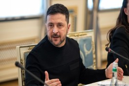 Зеленский беспокоится о поставках оружия в Украину на фоне эскалации на БВ