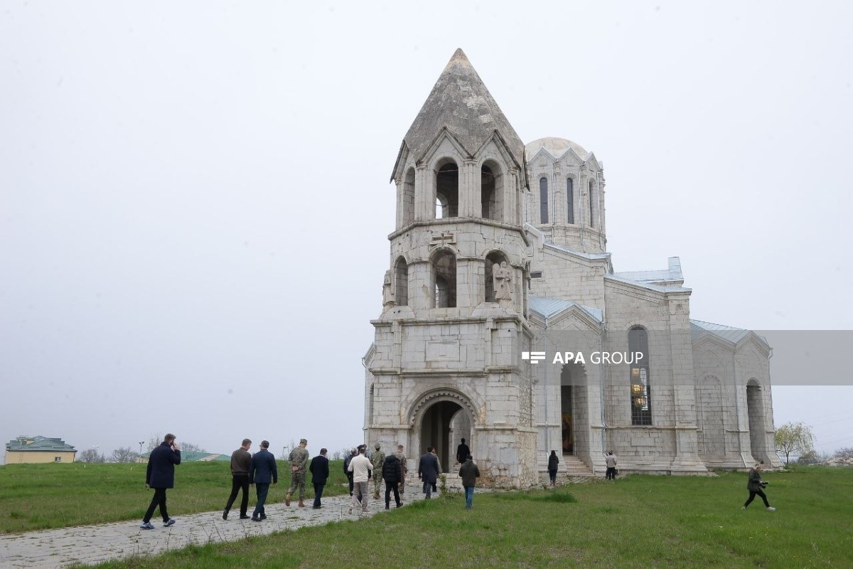 Дипломаты посетили церковь Газанчы в Шуше-ФОТО 