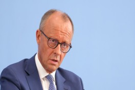 Канцлер Германии не поедет на саммит ЕПС в Армению