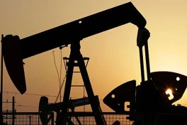 Bloomberg: Иран начал сокращать добычу нефти в связи с американской блокадой