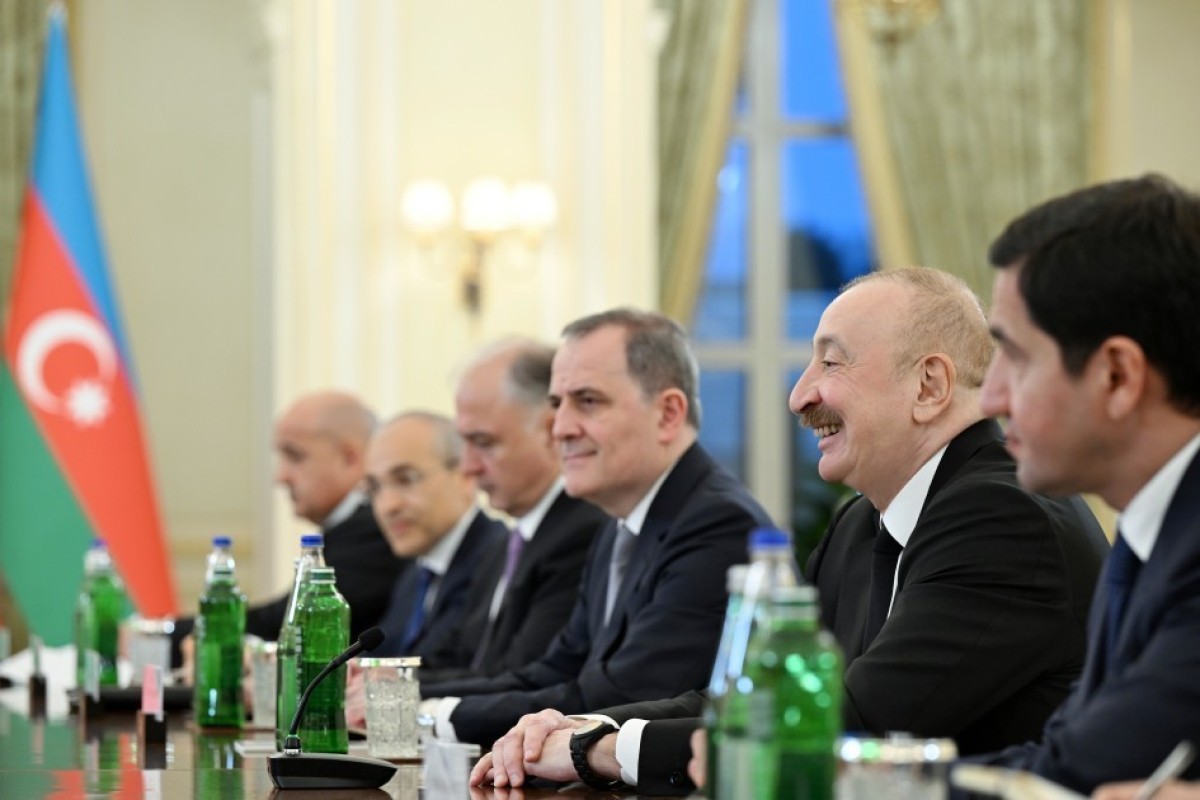 От имени Президента Ильхама Алиева дан рабочий ужин в честь Председателя Совета министров Италии-ОБНОВЛЕНО 