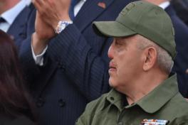 Не до принципов: соратник Карапетяна отказался от голодовки