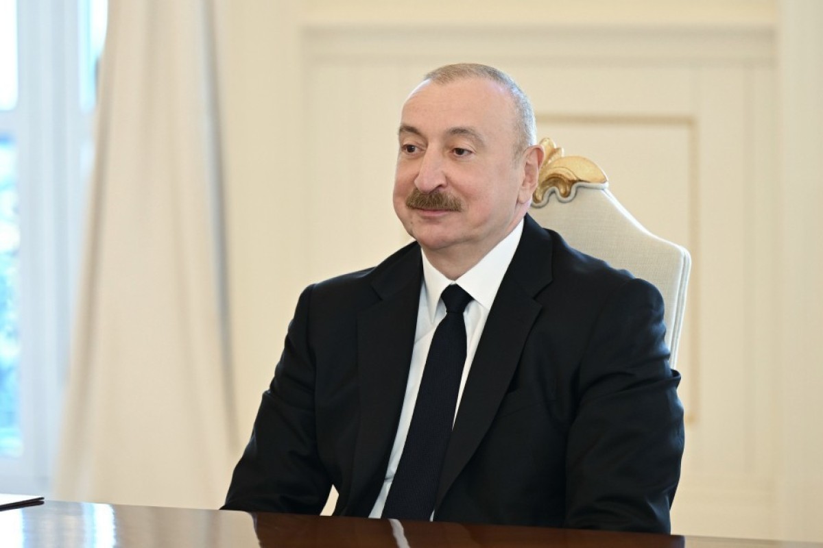 Ильхам Алиев принял делегацию во главе с верховным представителем ЕС