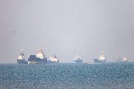 Иран объявил о новом механизме прохода судов через Ормузский пролив
