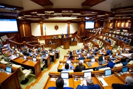 Парламент Молдовы отказывается от русского языка в законотворчестве