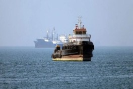 ​​В Ормузском проливе впервые атакован китайский танкер