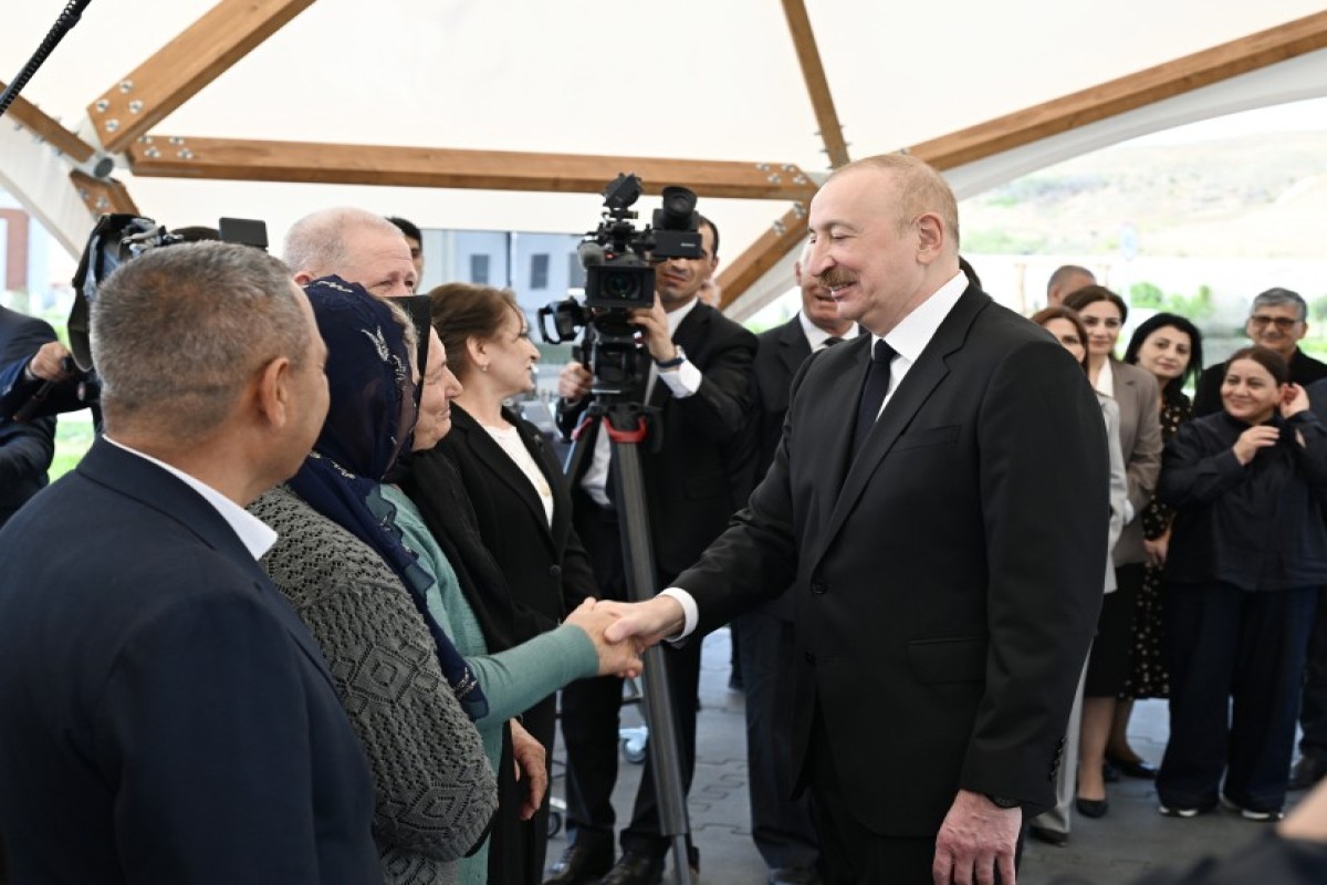 Ильхам Алиев и Мехрибан Алиева посетили Джебраил-ФОТО -ОБНОВЛЕНО 
